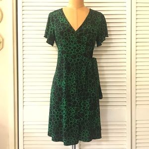 Ann Taylor Wrap Dress Womens XS Green Black Flutter Short Sleeve Office Party